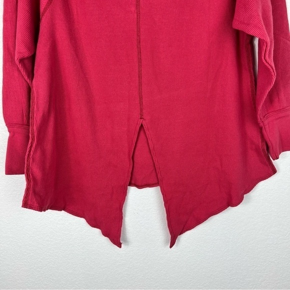 FREE PEOPLE Top Womens Pink Waffle AMELIA THERMAL Flowy Oversized Slit size XS - Picture 5 of 7